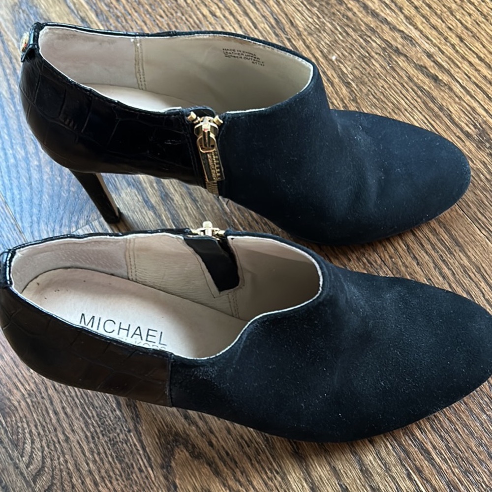 Like new Michael Kors heels